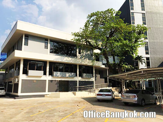 Stand Alone Office Building พื้นที่ออฟฟิศให้เช่าราคาถูก บนถนนหลานหลวง