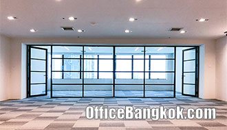 Rent Office with Partly Furinished at Charn Issara Tower 2 on New Phetchaburi Road