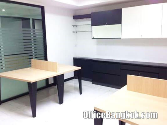 Cheap Office for Rent with Partly Furnished at SSP Tower 1 Ekamai