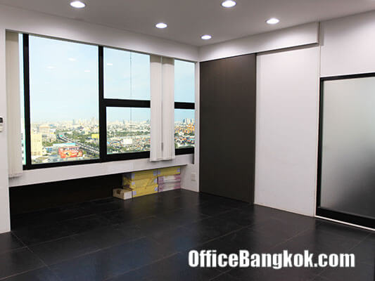 พื้นที่ออฟฟิศขนาดเล็กให้เช่า บนถนนพระราม 4 อาคารสิรินรัตน์ ทาวเวอร์