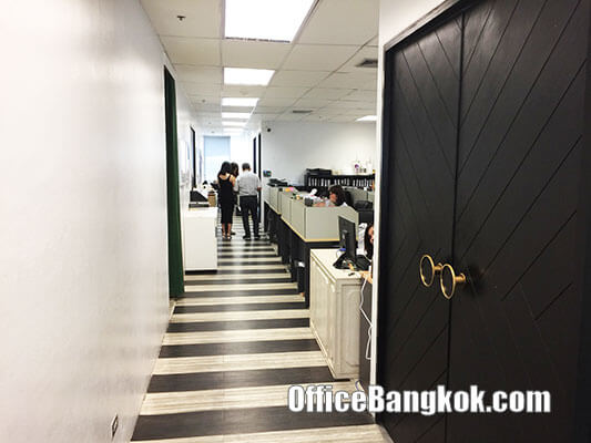 Rent Office Space with Partly Furnished on Sukhumvit Road