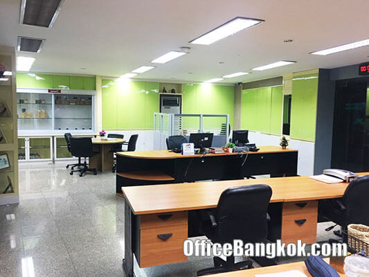 Office Building for Sale on Phahon Yothin Road close to BTS Station