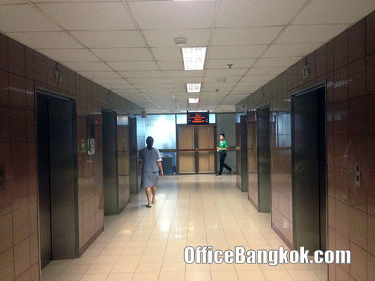 Office Space for sale at Phahol 8 (Phahonyothin Place)