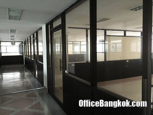 Office Building for sale near MRT Suthisarn Station