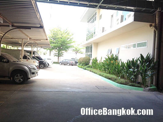 Office Building with Warehouse for Sale on Thepharak Road, Bang Phli, Samut Prakan Province