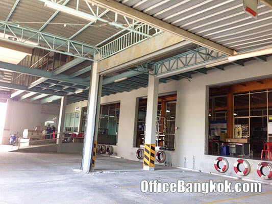 Office Building with Warehouse for Sale on Thepharak Road, Bang Phli, Samut Prakan Province