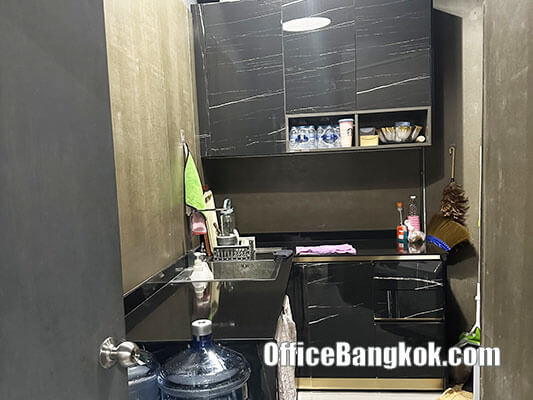 Office For Sale Partly Furnished With River View Space 465 Sqm On Rama 3 