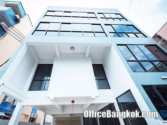 Office Building 4 storey for Sale on Ratchadapisek Road