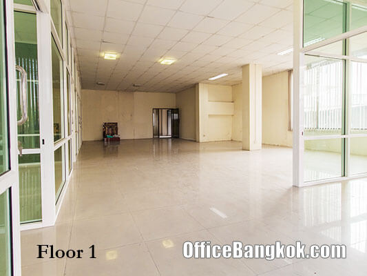 Commercial Building For Sale on Ratchadapisek Road