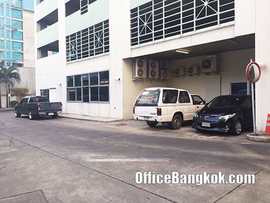 Office Space for Sale with Fully Furnished Ground Floor Space 68 Sqm on Sathorn Road Close to Chong Nonsi BTS Station