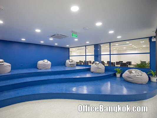 Service Office for Rent at Siam Square