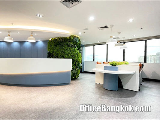 Service Office for Rent at Muang Thai Phatra Complex Tower A