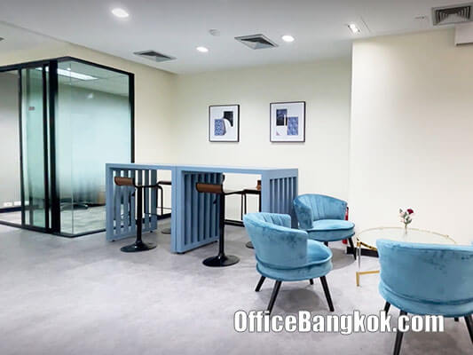 Service Office for Rent at Muang Thai Phatra Complex Tower A