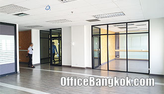 เช่าสำนักงานตกแต่งแล้วทำเลอโศก พื้นที่ 190 ตรม ติดรถไฟฟ้า MRT สถานีเพชรบุรี