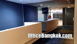 Office Space for Rent with Partly Furnished on Asoke Area Size 170 Sqm Close to Phetchaburi MRT Station