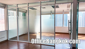 Office Space for Rent with Partly Furnished Size 128 Sqm Close to BTS Asoke Station and MRT Sukhumvit Station