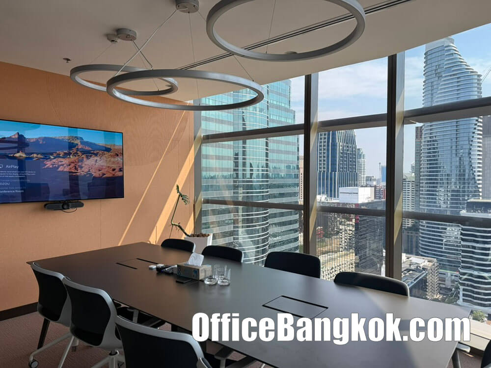 เช่าสำนักงานตกแต่งพร้อมเฟอร์นิเจอร์ พื้นที่ 280 ตรม ค่าเช่า 410,000 บาท/เดือน ติดรถไฟฟ้า BTS สถานีชิดลม