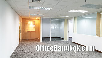 ออฟฟิศให้เช่าตกแต่งแล้วบางส่วนพื้นที่ 124 ตรม ติดรถไฟฟ้า BTS สถานีชิดลม