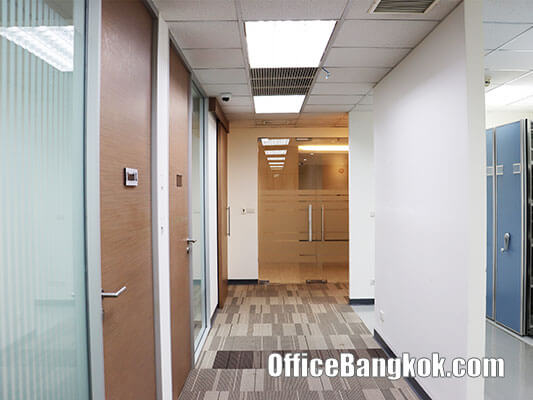 Office Space For Rent With Partly Furnished 115 Sqm Close To BTS Chidlom Station