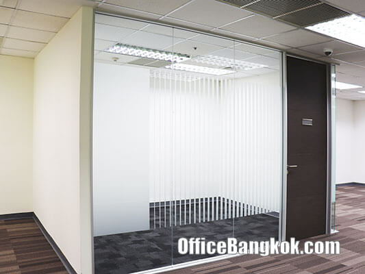 Office Space For Rent With Partly Furnished 120 Sqm Close To Chidlom BTS Station