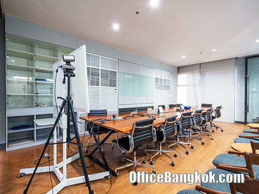 Office For Rent With Partly Furnished 310 Sqm Close To Sanam Pao BTS Station