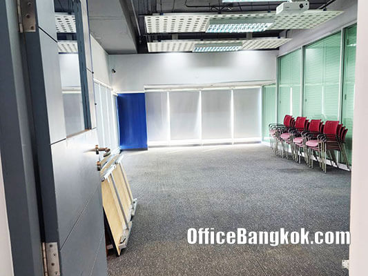 Rent Office With Partly Furnished 650 Sqm Close To Ratchathewi BTS Station