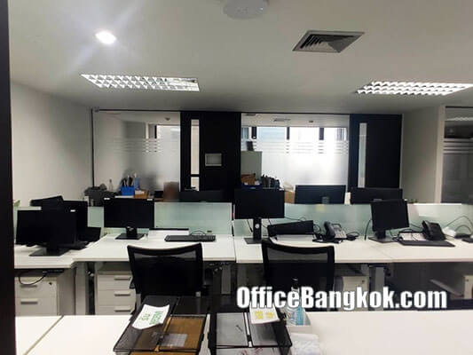 Office Space For Rent With Partly Furnished Size 200 Sqm On Phayathai Road Close To Phayathai BTS Station