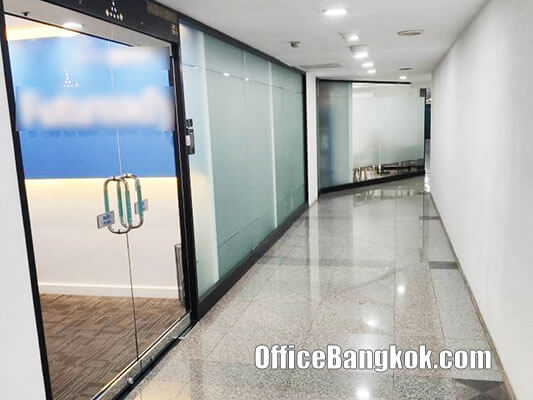 Office Space For Rent With Partly Furnished Size 200 Sqm On Phayathai Road Close To Phayathai BTS Station