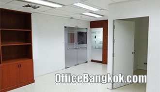 เช่าออฟฟฺิศตกแต่งแล้วราคาถูกพื้นที่ 100 ตรม ติดรถไฟฟ้า BTS สถานีพญาไท