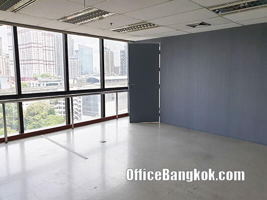 Rent Office with Partly Fitted Size 55 Sqm Close to Phaya Thai BTS Station Rent Office with Partly Fitted Size 55 Sqm Close to Phaya Thai BTS Station