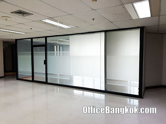 Rent Office with Partly Fitted Size 55 Sqm Close to Phaya Thai BTS Station Rent Office with Partly Fitted Size 55 Sqm Close to Phaya Thai BTS Station