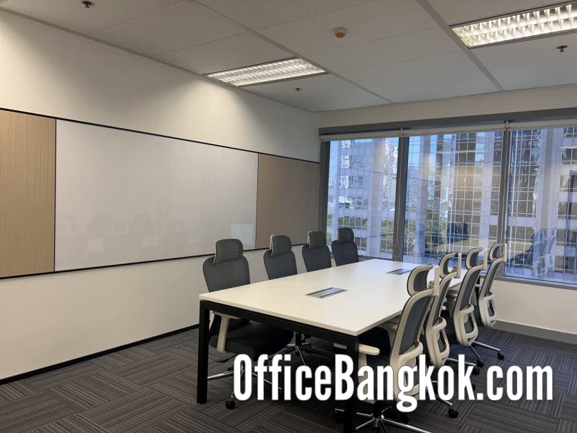 ให้เช่าสำนักงานตกแต่งพร้อมอยู่ (Fully Furnished) พื้นที่ 128 ตร.ม. ทำเลศักยภาพเพลินจิต ใกล้รถไฟฟ้า BTS สถานีเพลินจิต เดินเพียง 5 นาที รองรับพนักงาน 14 ท่าน พร้อม 1 ห้องประชุม ในราคาเพียง 165,000 บาท/เดือน ย้ายเข้าได้ทันที สนใจนัดชมพื้นที่ติดต่อด่วน