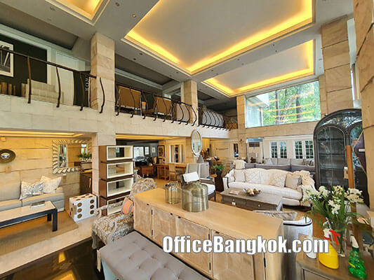 Rent Home Office with Fully Furnished Space 2,200 Sqm on Pradit Manutham Road