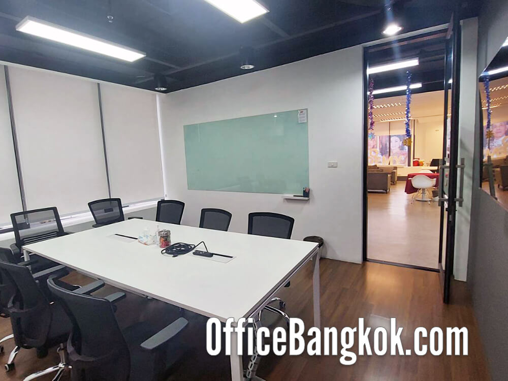 ออฟฟิศตกแต่งพร้อมเฟอร์นิเจอร์ให้เช่า ใกล้ MRT พระราม 9 พื้นที่ 340 ตรม สภาพใหม่พร้อมเข้าอยู่ ราคา 328,000 บาท/เดือน เหมาะกับบริษัทต้องการทำเลใจกลางเมือง ออฟฟิศตกแต่งพร้อมเฟอร์นิเจอร์ให้เช่า ใกล้ MRT พระราม 9 พื้นที่ 340 ตรม สภาพใหม่พร้อมเข้าอยู่ ราคา 328,000 บาท/เดือน เหมาะกับบริษัทต้องการทำเลใจกลางเมือง