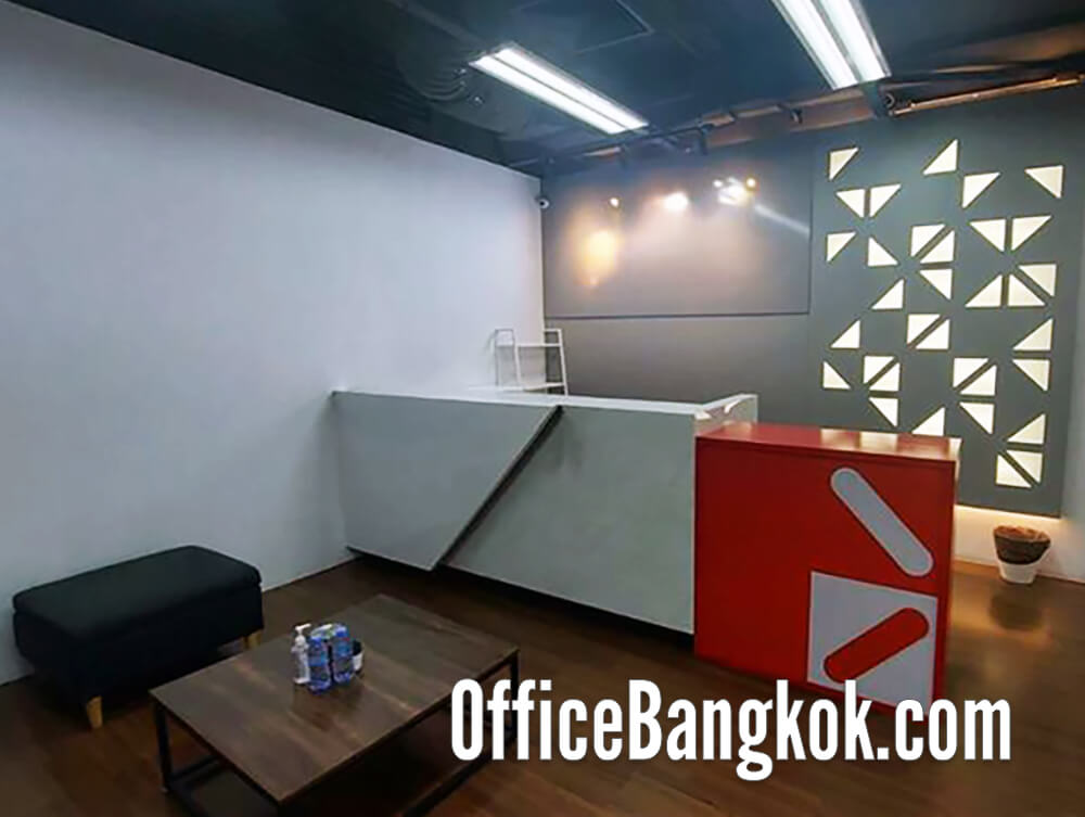 ออฟฟิศตกแต่งพร้อมเฟอร์นิเจอร์ให้เช่า ใกล้ MRT พระราม 9 พื้นที่ 340 ตรม สภาพใหม่พร้อมเข้าอยู่ ราคา 328,000 บาท/เดือน เหมาะกับบริษัทต้องการทำเลใจกลางเมือง ออฟฟิศตกแต่งพร้อมเฟอร์นิเจอร์ให้เช่า ใกล้ MRT พระราม 9 พื้นที่ 340 ตรม สภาพใหม่พร้อมเข้าอยู่ ราคา 328,000 บาท/เดือน เหมาะกับบริษัทต้องการทำเลใจกลางเมือง
