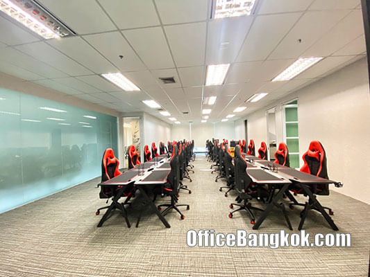 Office For Rent With Partly Fitted On Rama 9 MRT Station Space 330 Sqm