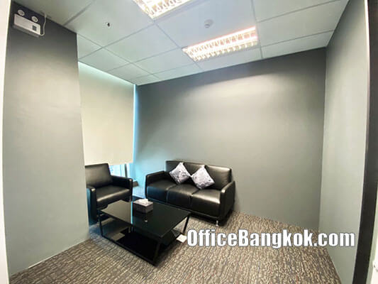 Office For Rent With Partly Fitted On Rama 9 MRT Station Space 330 Sqm