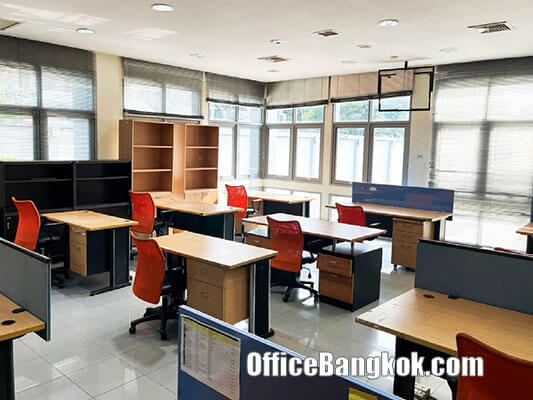 Fully Furnished Office For Rent On Ramkhamhaeng Road Space 220 Sqm Near Foodland Hua Mak
