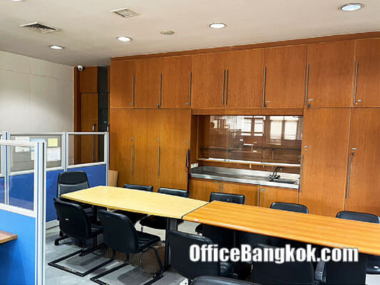 Fully Furnished Office For Rent On Ramkhamhaeng Road Space 220 Sqm Near Foodland Hua Mak
