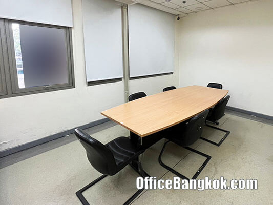 Fully Furnished Office For Rent On Ramkhamhaeng Road Space 220 Sqm Near Foodland Hua Mak
