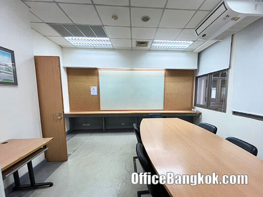 Fully Furnished Office For Rent On Ramkhamhaeng Road Space 220 Sqm Near Foodland Hua Mak
