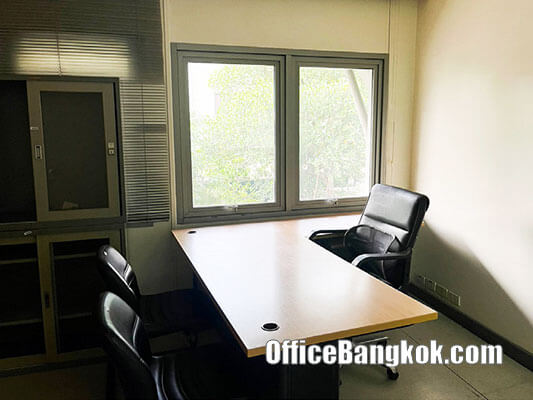 Rent Office With Fully Furnished 214 Sqm on Ramkhamhaeng Road Near Foodland Hua Mak