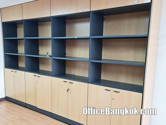 Office for Rent with Partly Furnished Space 192 Sqm on Ratchadapisek Road