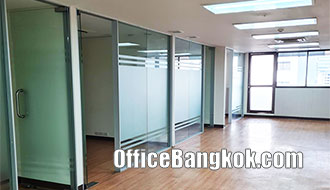 พื้นที่สำนักงานให้เช่าราคาถูกตกแต่งแล้ว ขนาด 192 ตรม ถนนรัชดาภิเษก