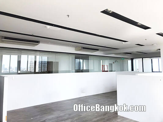 Office for Rent with Partly Furnished on Ladprao Area Space 270 Sqm Close to Phahon Yothin MRT Station