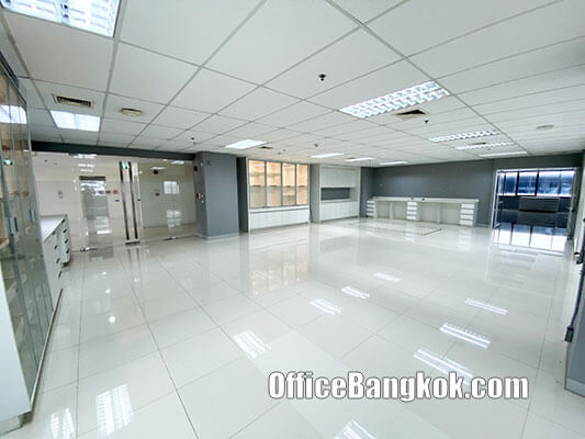 Office Space For Rent 584 Sqm With Partly Furnished On Ratchada Close To Rama 9 MRT Station