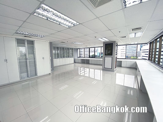 Office Space For Rent 584 Sqm With Partly Furnished On Ratchada Close To Rama 9 MRT Station