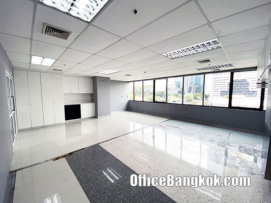 Office Space For Rent 584 Sqm With Partly Furnished On Ratchada Close To Rama 9 MRT Station