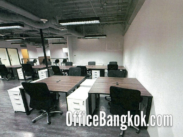 เช่าสำนักงานตกแต่งพร้อมเฟอร์นิเจอร์ ทำเลสาทร ใกล้ BTS ช่องนนทรี พื้นที่ 200 ตารางเมตร ค่าเช่า 210,000 บาทต่อเดือน พร้อมเข้าใช้งานทันที