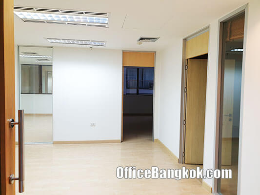 Rent Office with Partly Furnished on Sathorn Road Space 175 Sqm Close to Surasak BTS Station